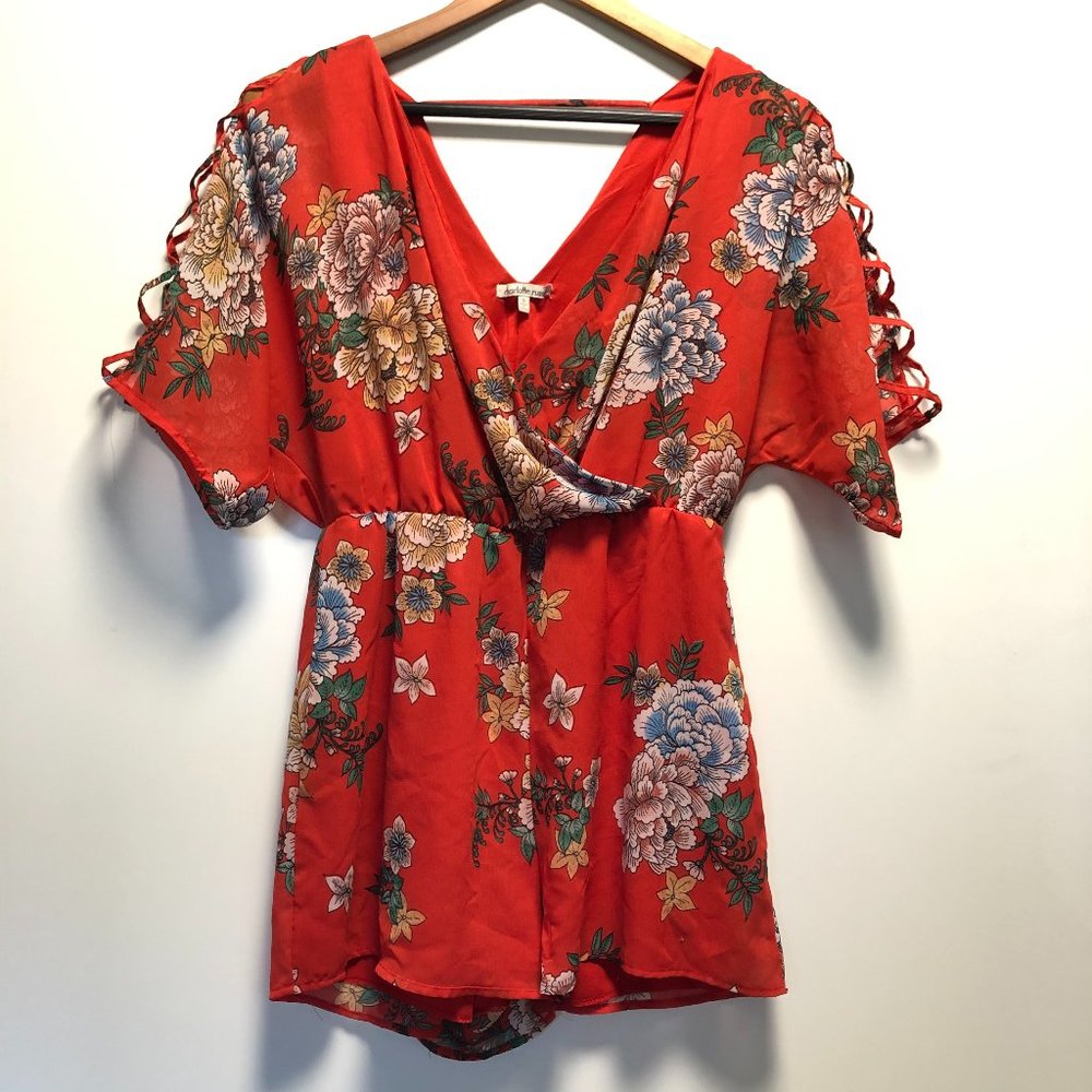 Charlotte Russe Double V Neck Printed Blouse small
